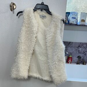 Charlotte Russe Cream Fuzzy Vest